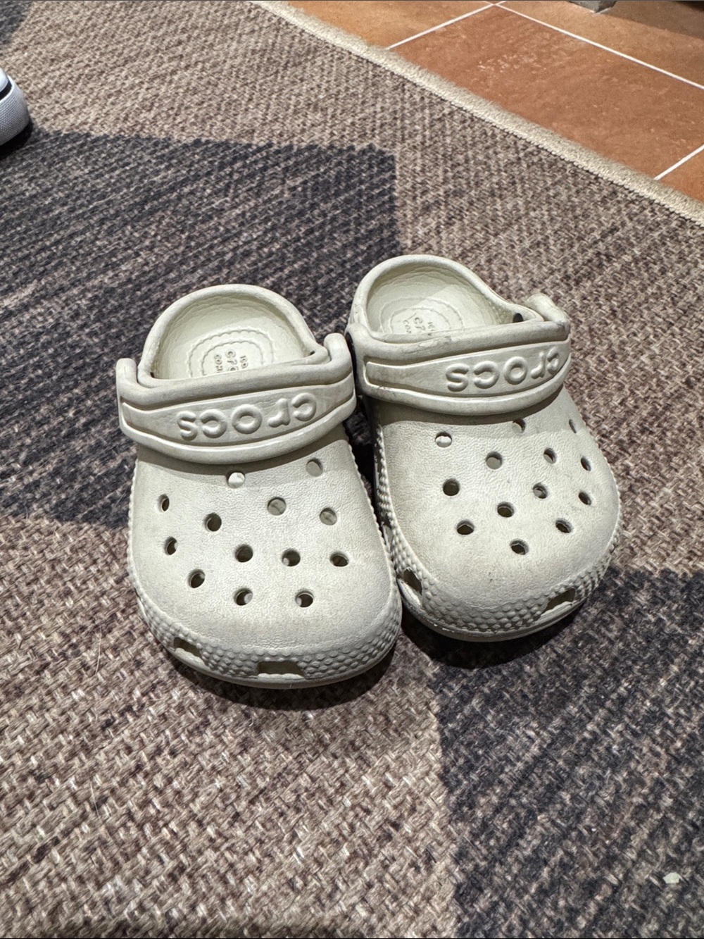 CROCS Kids Classic Clog in Light Tan
